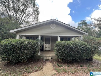 911 Valley Rd, Oneonta, AL 35121