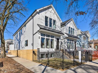 2902 N Seeley Ave, Chicago, IL 60618