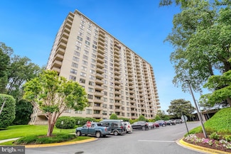 5225 Pooks Hill Rd, Bethesda, MD 20814