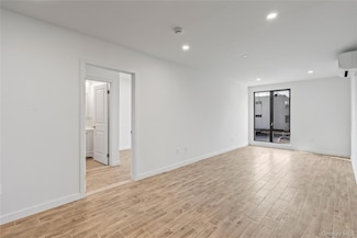 213-41 38th Ave Unit 3B, Flushing, NY 11361