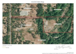 6003 Rockydale Rd, Cave Junction, OR 97523