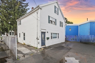 18 Cedar St, Lowell, MA 01852