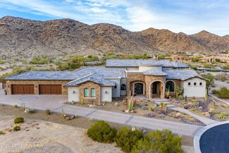 3208 W Redwood Ln, Phoenix, AZ 85045