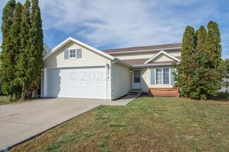 838 Elm Park Place, West Fargo, ND 58078