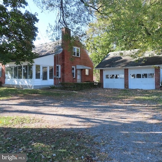 1126 Crottlestown Rd, Chambersburg, PA 17202