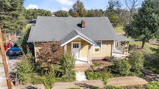 425 E Sprague St, Winston Salem, NC 27127