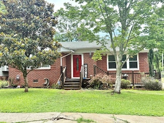 606 N Jefferson St, Tuscumbia, AL 35674