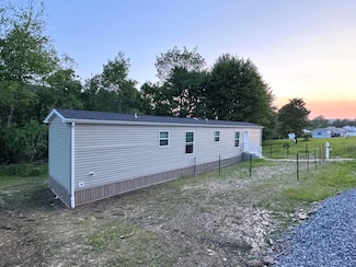 1185 Gordon Alley, Reynoldsville, PA 15851