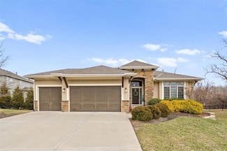 6215 Roberts St, Shawnee, KS 66226