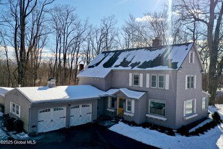 32 Sunnyside Rd, Schenectady, NY 12302