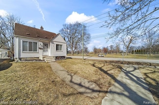 15987 Garfield, Redford, MI 48239