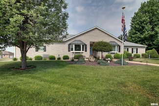 2621 N 16th St, Quincy, IL 62305