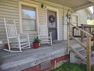 144 Bell Ave SE, Milledgeville, GA 31061