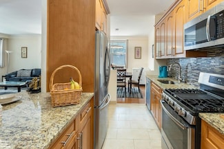 555 Kappock St Unit 2E, Bronx, NY 10463