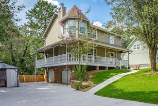 2028 Port Royal Dr, Soddy Daisy, TN 37379