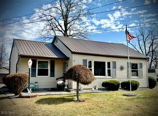 136 Minnesota Ave, Ashtabula, OH 44004