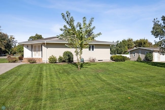 161 2nd Ave S, Casselton, ND 58012