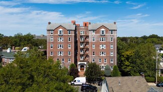 55 Grand Ave Unit 3E, Rockville Centre, NY 11570