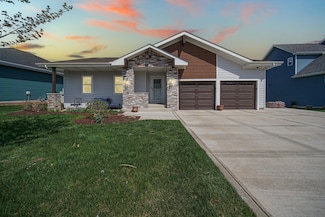 1193 Bayside Dr, Portage, IN 46368