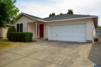 3287 Marion St SE, Albany, OR 97322