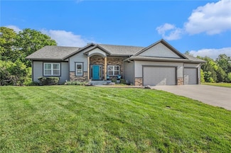 1308 Greenbrier Dr, Eudora, KS 66025