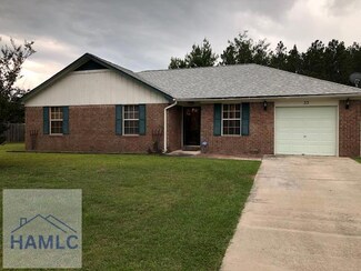33 E Kenny Dr, Hinesville, GA 31313