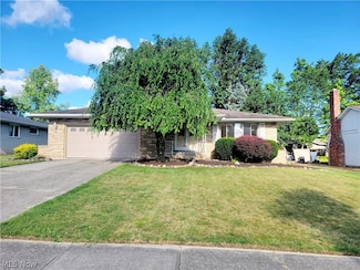 7688 Gerald Dr, Middleburg Heights, OH 44130