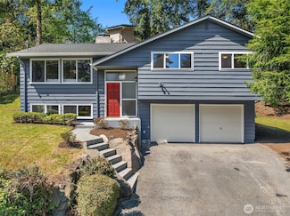 1136 N 146th Place, Shoreline, WA 98133