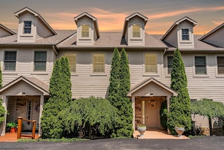 14 Waterside Dr, Morgantown, WV 26508