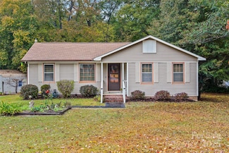 2215 Ross Cauthen Rd, Lancaster, SC 29720