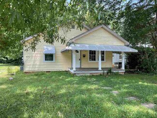 512 N Academy St, Cary, NC 27513