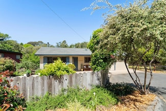 3407 Maplethorpe Ln, Soquel, CA 95073