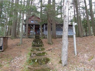 5526 N South Rd, Greig, NY 13345