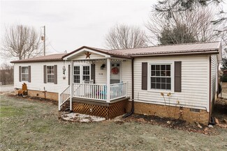 5178 Brocade Rd SE Unit 32, Amsterdam, OH 43903