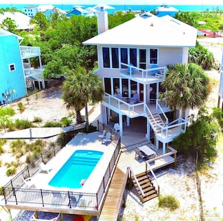 7166 Sharp Reef Rd, Pensacola, FL 32507
