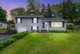 22 Willow Place, Middletown, NY 10940