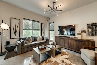 2950 Mckinney Ave Unit 204, Dallas, TX 75204
