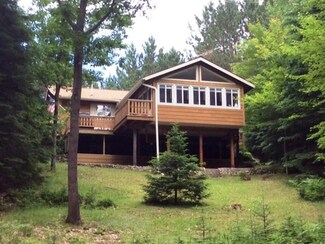 7071 Balsam Park Blvd, Hazelhurst, WI 54531