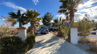 1364 60th St W, Rosamond, CA 93560