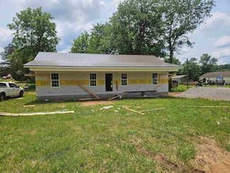 26 Ellis St, Russellville, AL 35654
