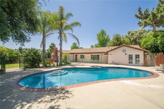 822 N Easley Canyon Rd, Glendora, CA 91741