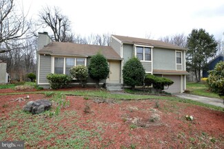 9 Snowball Ct, Mount Laurel, NJ 08054