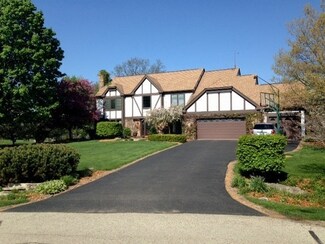 232 Hilltop Ln, Sleepy Hollow, IL 60118