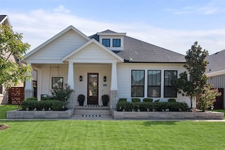 6008 Kessler Dr, North Richland Hills, TX 76180