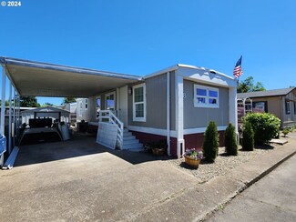 1120 W Fairview Dr Unit 8, Springfield, OR 97477