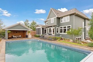 4765 Augusta St, Mound, MN 55364