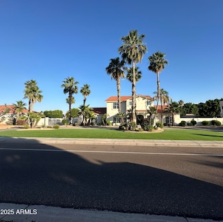 6337 W Deer Valley Rd, Glendale, AZ 85308