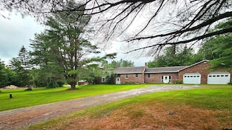 94 Blaisdell Rd, Newport, ME 04953