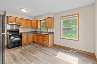 6039 Concord Blvd, Inver Grove Heights, MN 55076