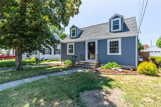 116 Daggett Ave, Pawtucket, RI 02861